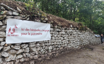 Old Saint-Claude Hermitage in Sennecey-le-Grand
